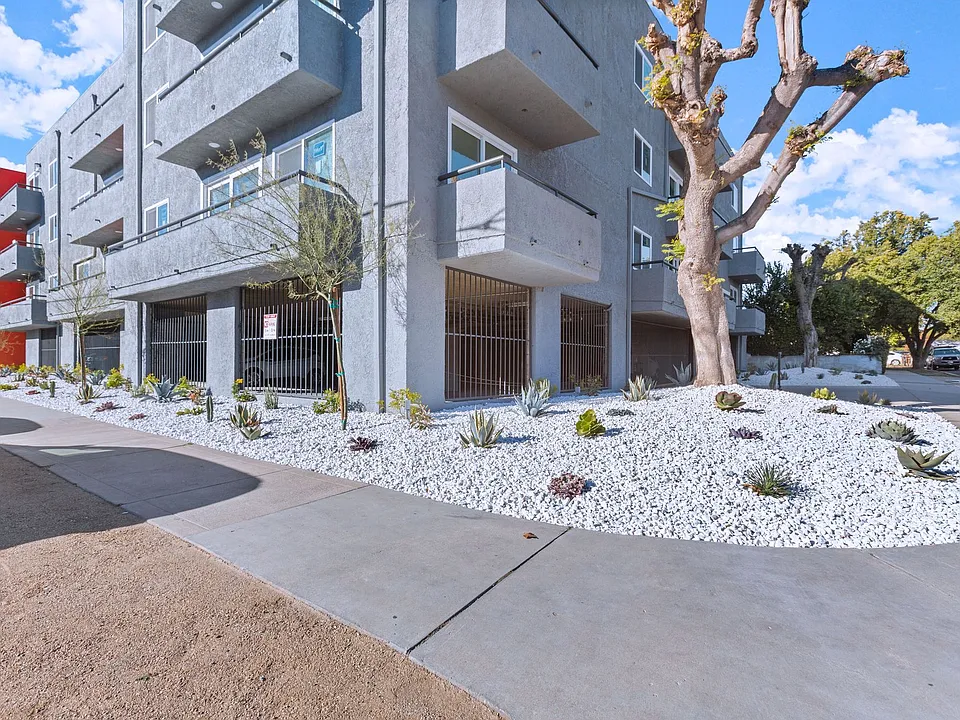 Darby Apartments