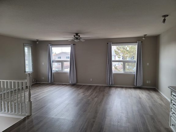 2nd image of 17 Parkland Dr