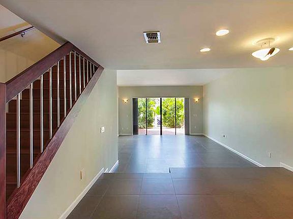 4th image of 1428 NE 105th St #D8