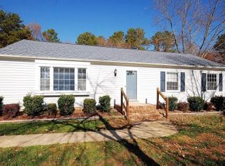 12206 McKenna Cir, Midlothian, VA 23112