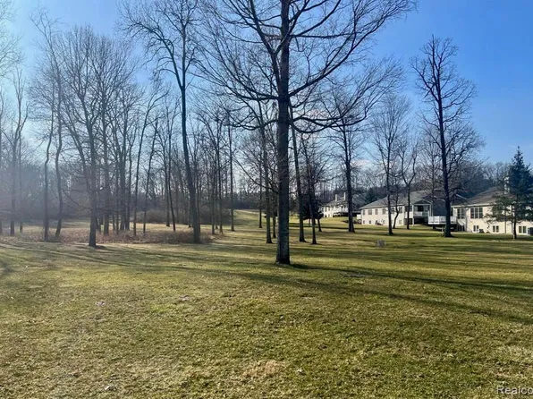 3400 Belgian Cir, Jackson, MI 49203