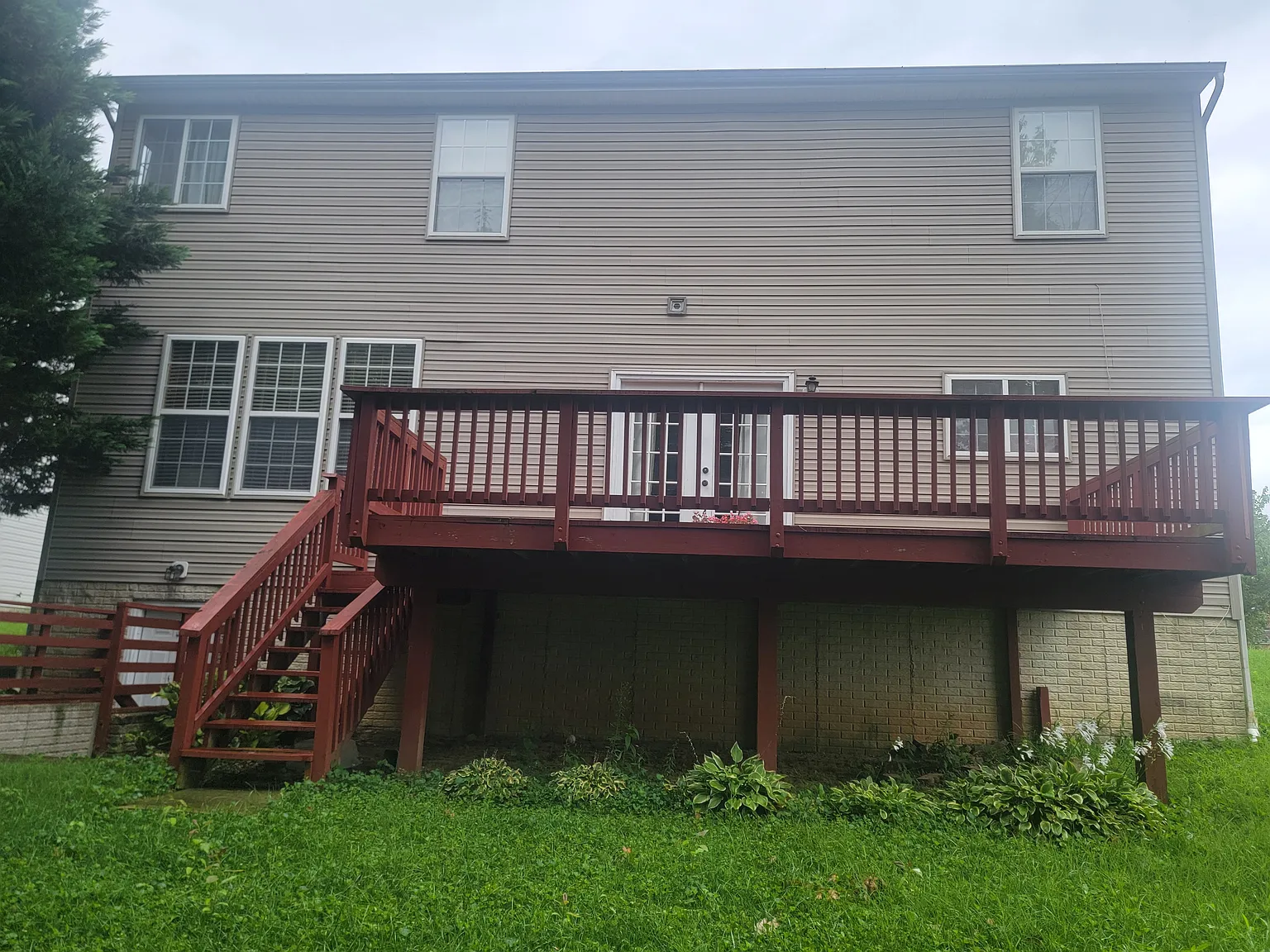 1 bed, 2250 sqft, $1,100 — Photo 2