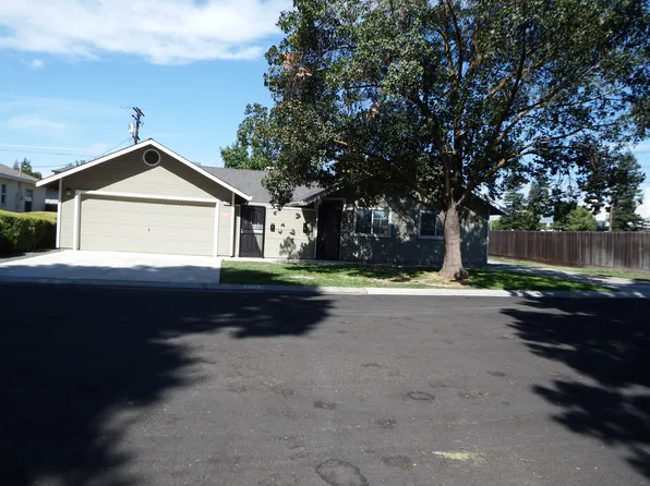 1541 Kent Way #1541, Modesto, CA 95355