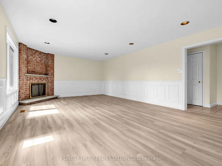 477 Cummer Ave — Photo 31