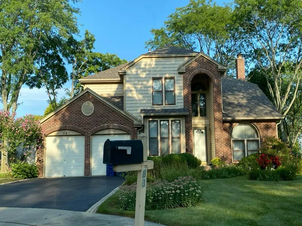 83 Dawson Ct, Vernon Hills, IL 60061