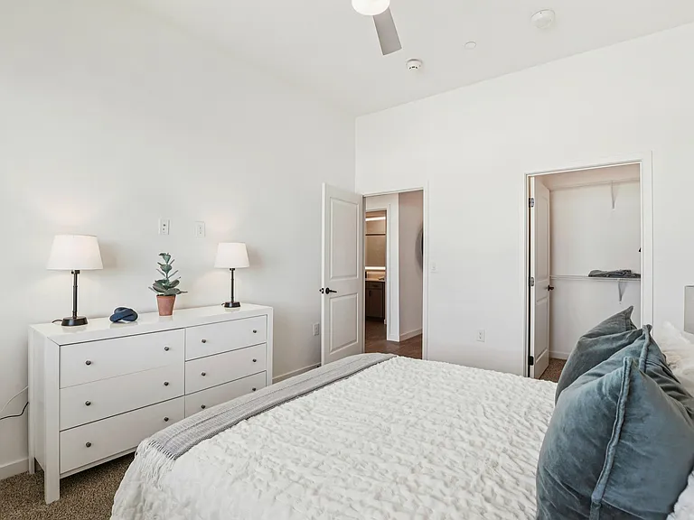 Lura Vegas Apartments — Photo 17
