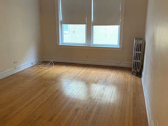 5th image of 1610 W Sunnyside Ave #2D