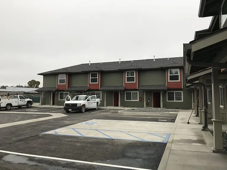 2750 Central Ave — Photo 1