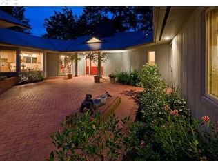 735 Terrace Dr, Lake Oswego, OR 97034