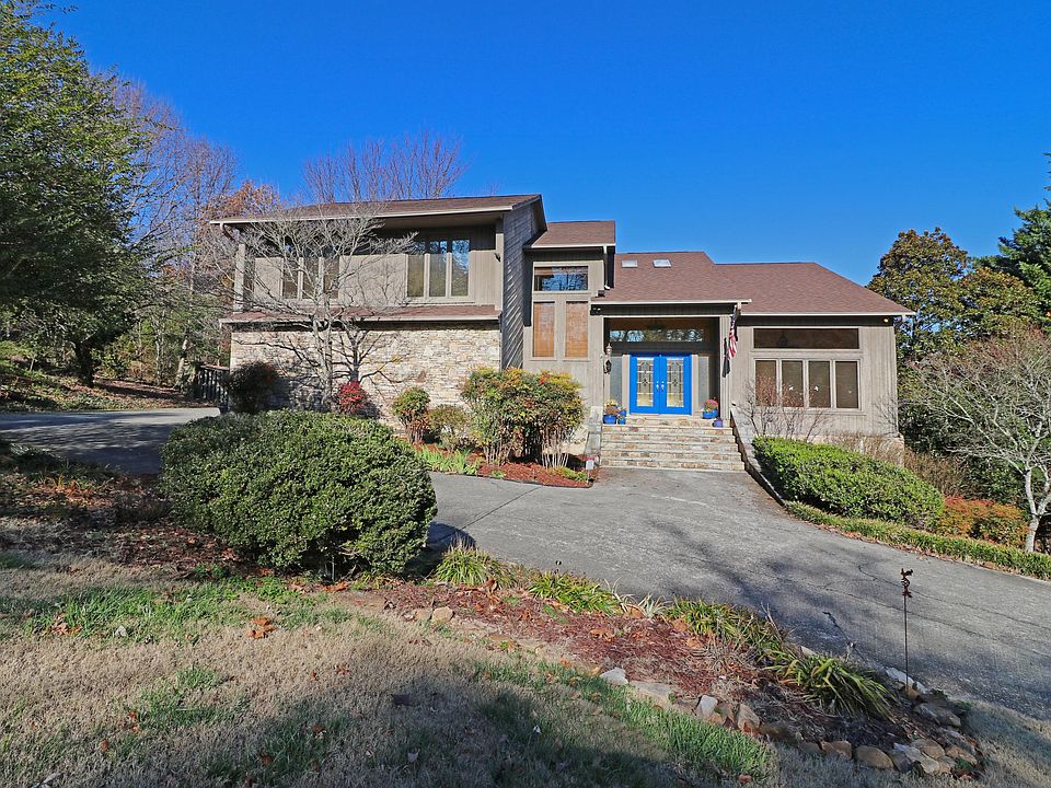 1st image of 10933 Farragut Hills Blvd