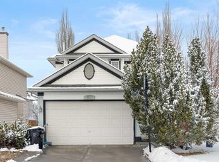 80 S Chaparral Rd SE, Calgary, AB T2X 3J8