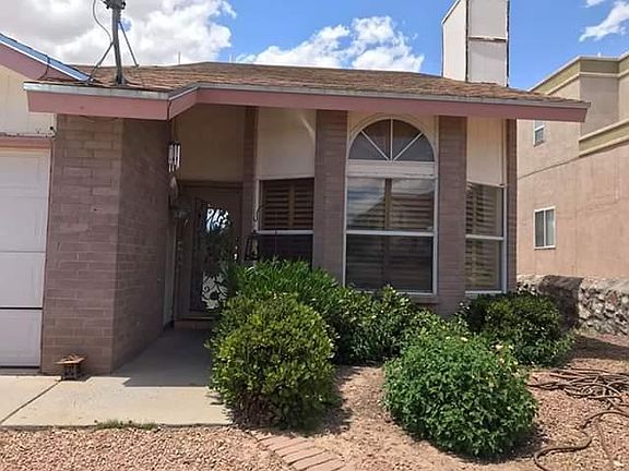 3rd image of 7115 Desert Jewel Dr