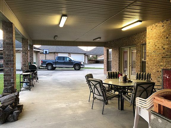 Carport/Patio