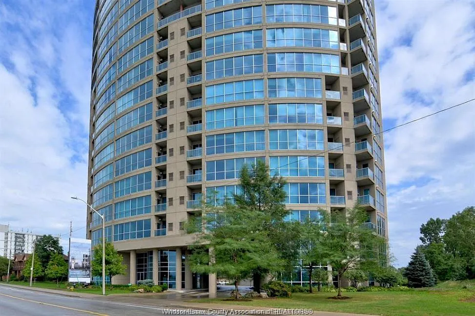 2 bed, 2.5 bath, 2233 sqft, $3,800 — Photo 1