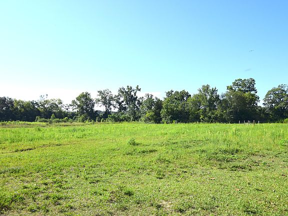3rd image of 5220 Highway 273