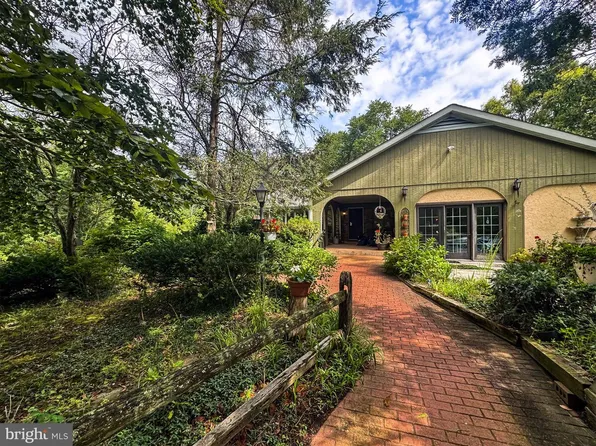 414 Oak Shade Rd, Shamong, NJ 08088