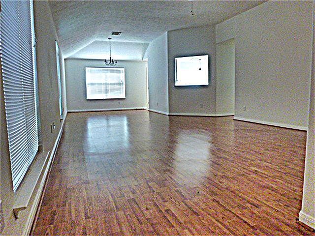 1st image of 5526 Bear Trail Ln
