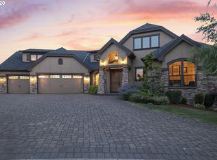13857 SE Mountain Crest Dr, Happy Valley, OR 97086