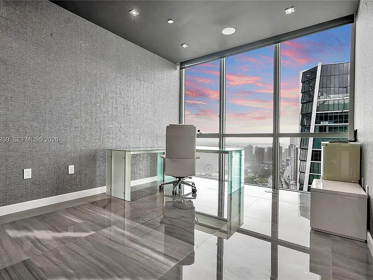 1100 Biscayne Blvd #6001 — Photo 41
