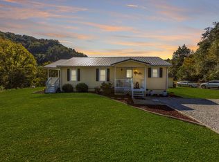 107 Calhoun Dr, Prestonsburg, KY 41653