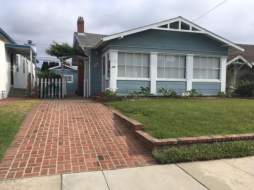 216 Avenue C - Duplex