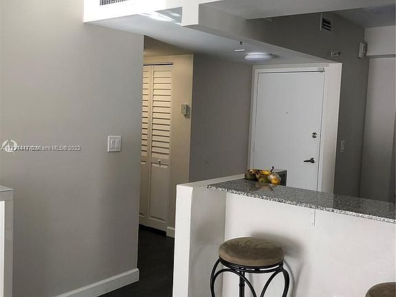 5th image of 850 N Miami Ave #W-301