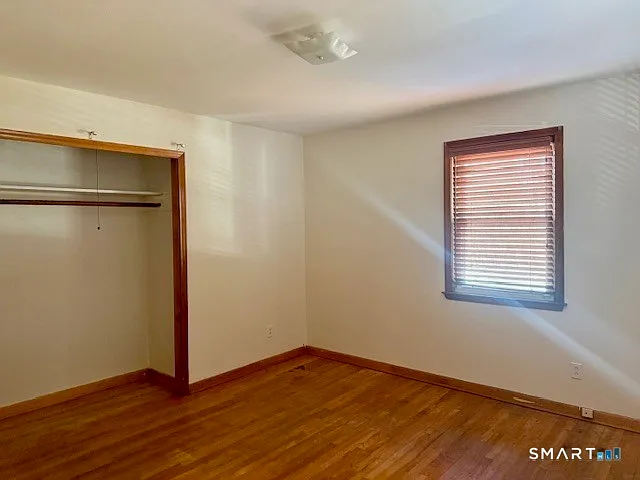 60 Baggott St — Photo 7