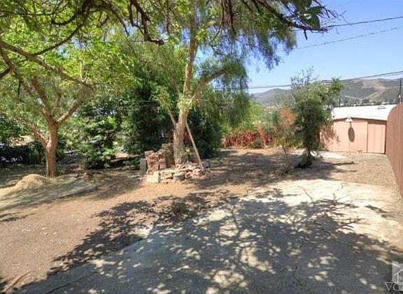 2nd image of 252 Manzanita Ln