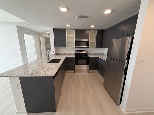 5587 Millenia Blvd Photo 1