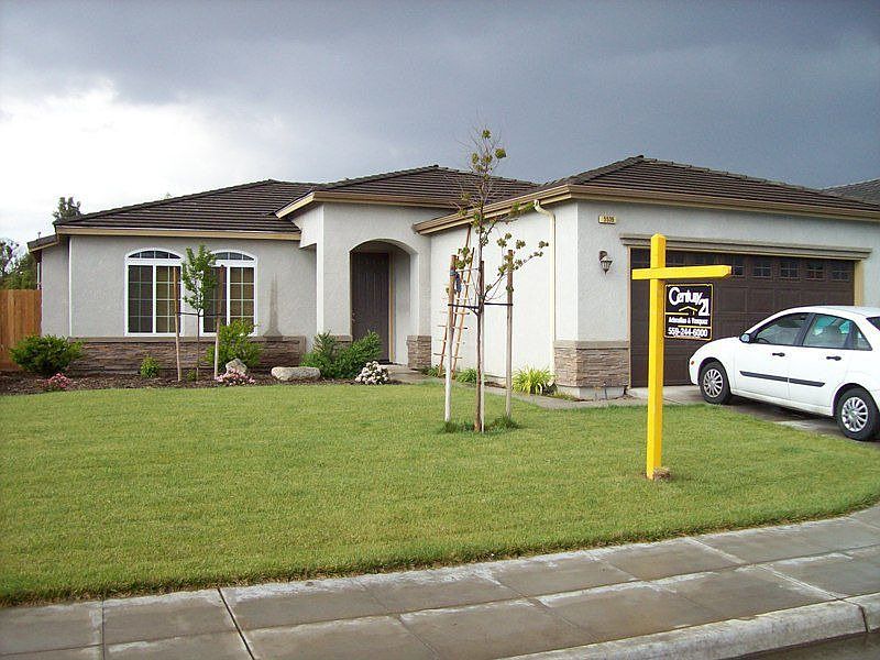 1st image of 5539 E Christine Ave