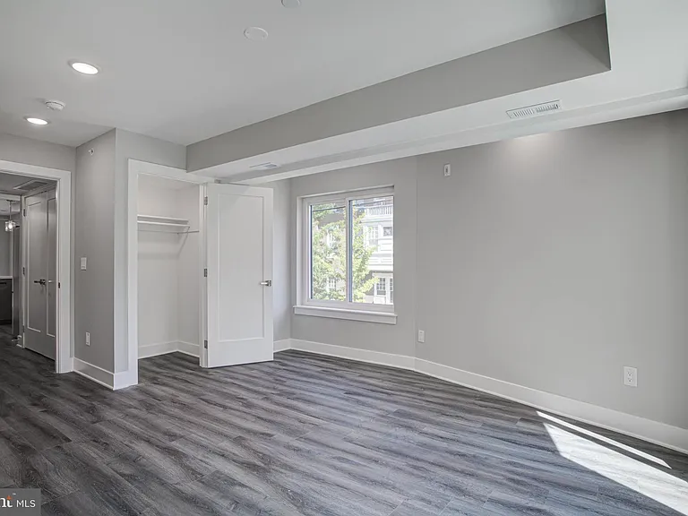 540 S 52nd St #2 — Photo 14