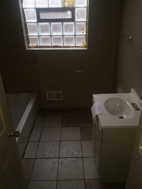 1st image of 8023 S Marshfield Ave
