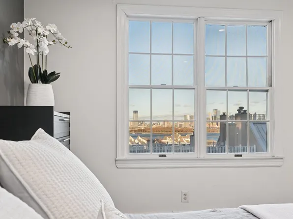 206 Shearwater Ct West image 9 of 26