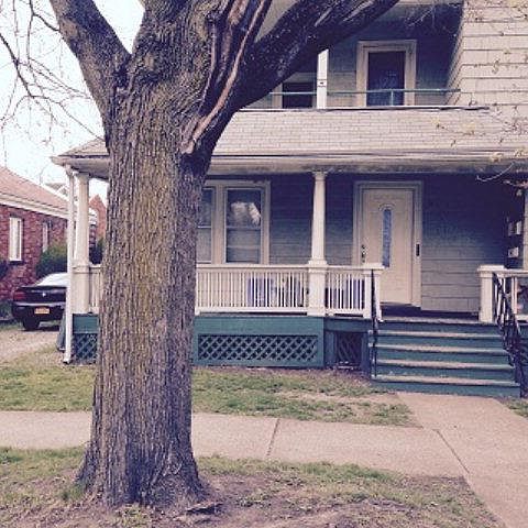 1st image of 402 W Church St