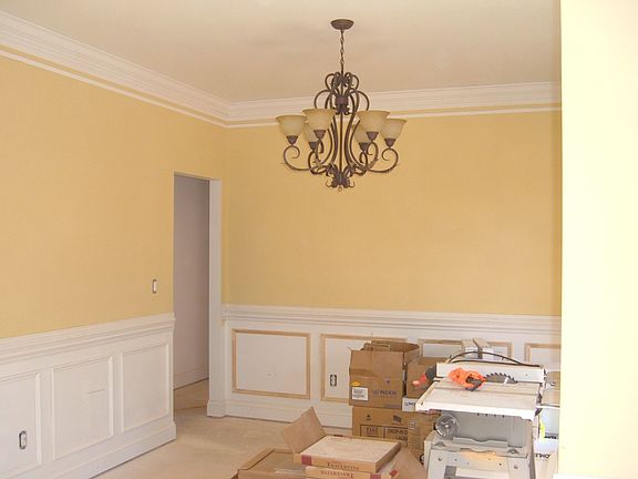 Lots Crown Molding
