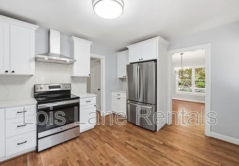 2043 Wappoo Dr — Photo 5