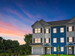 29 Jackson Rd, North Chelmsford, MA 01863