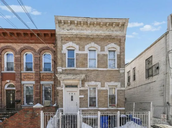 181 Atkins Avenue image 1 of 20