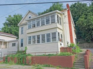 38 Warsaw Ave, Mechanicville, NY 12118