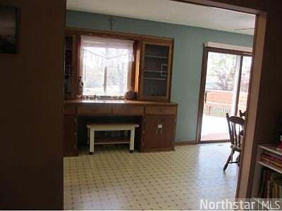 3rd image of 7518 4th St NE