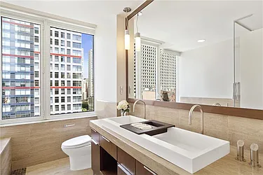 Rented by R New York