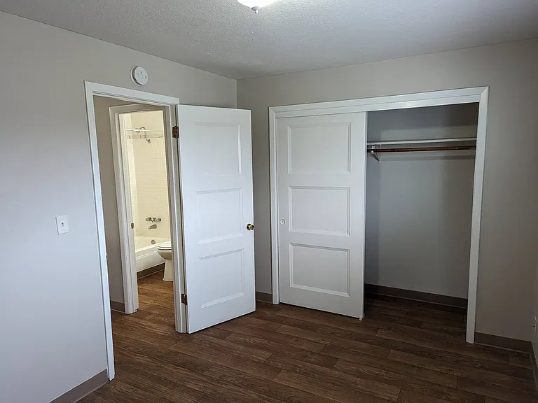 2865 Front St NE #8B — Photo 8