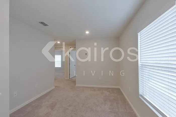 1787 Nebraska Loop — Photo 10