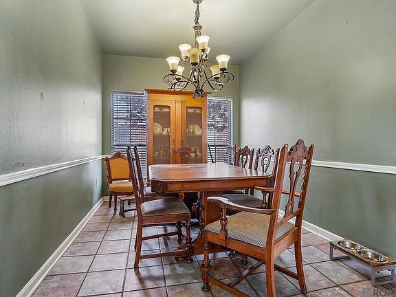 5th image of 14377 Whispering Oaks Dr