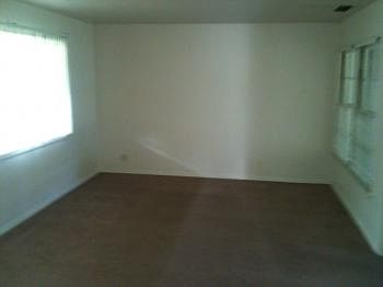 5th image of 1923 W Ashlan Ave