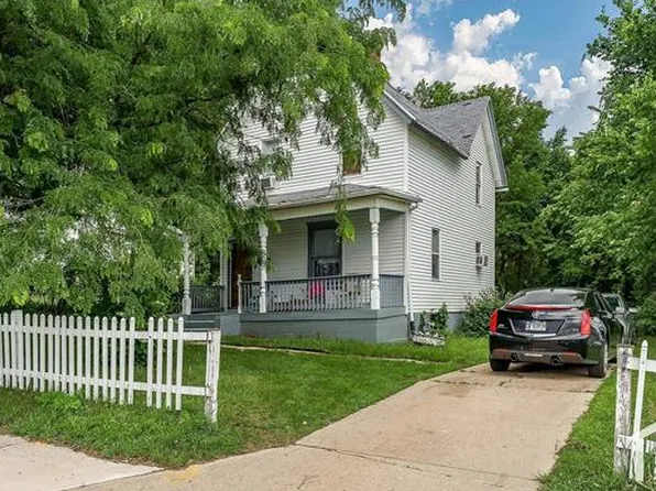 1121 Preston St, Rockford, IL 61102