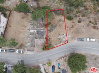 9477 Reverie Rd, Tujunga, CA 91042