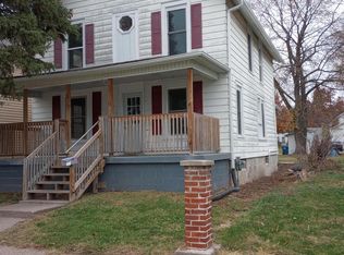 805 E 7th St, Muscatine, IA 52761