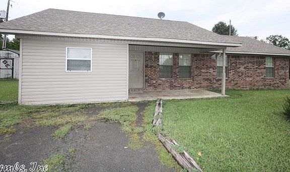 4th image of 2 Cherrywood Dr