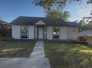 821 W Church St, Grand Prairie, TX 75050